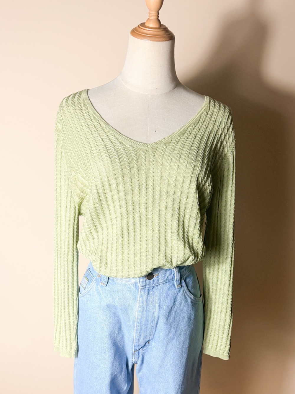 VINTAGE Brooks Bros. 100% Silk Sage Green V-neck Sweater M